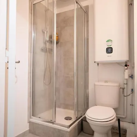 Guestready - Coastal Chic Retreat In 아파트 니스