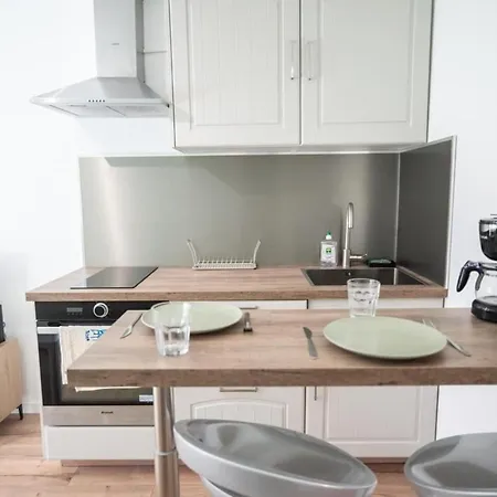 아파트 Guestready - Coastal Chic Retreat In 니스